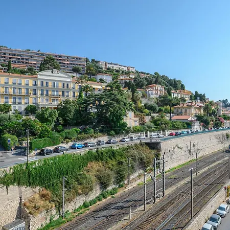Le Louvre - Parking Gratuit - Central - Studette - Wifi Menton Exterior photo